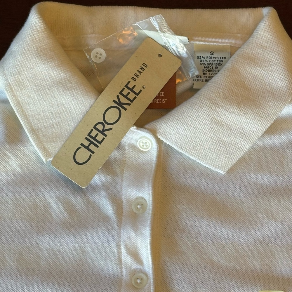 Cherokee women’s cream off White Polo Shirt - Picture 2 of 8